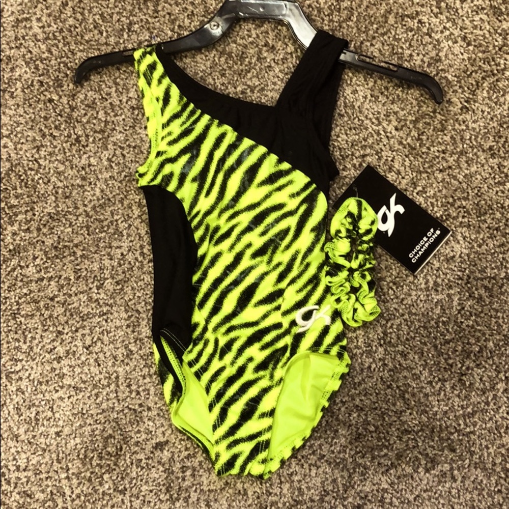 NWT GK LEO CXS